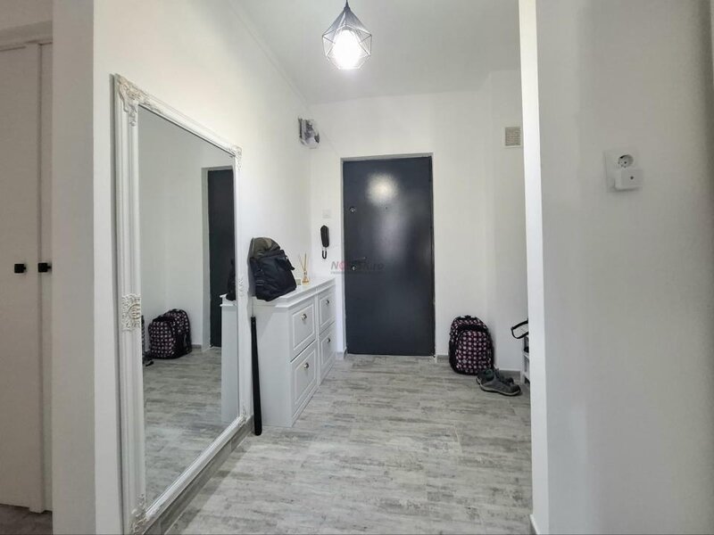 Calea Vitan, 2 camere, decomandat, 56 mp, renovat